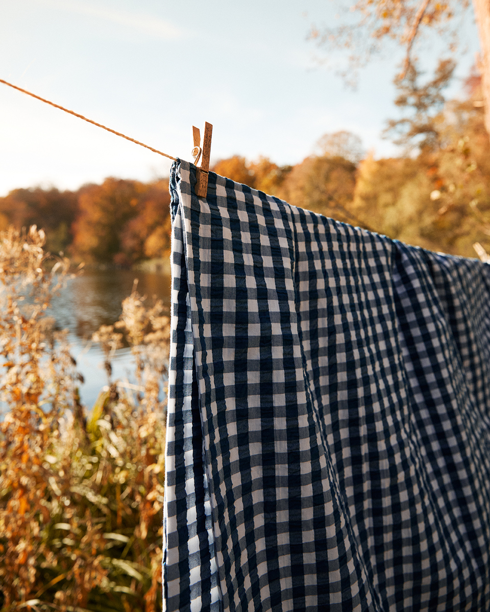 Organic Cotton Bed Linens - Dark Blue / White