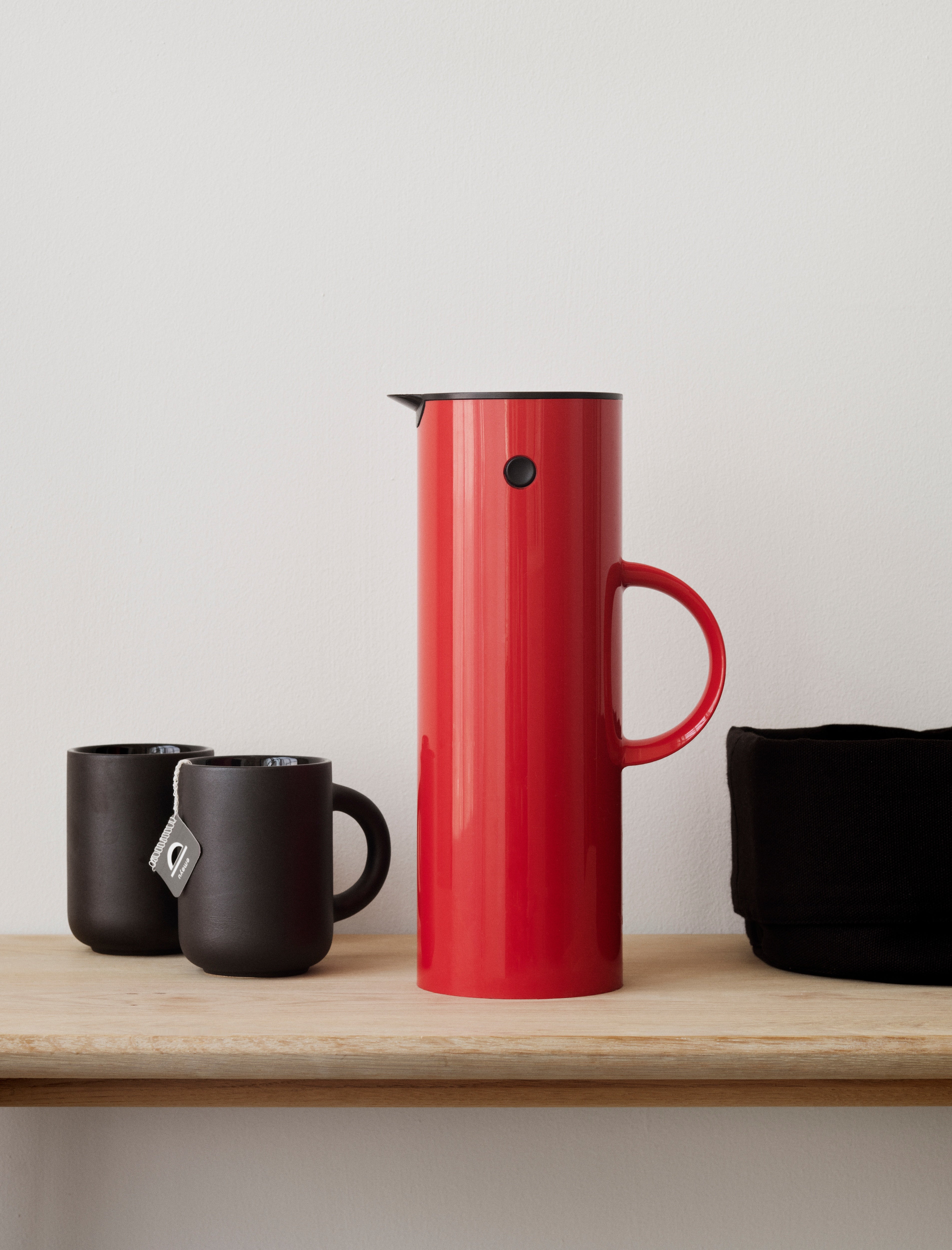 EM77 Vacuum Jug - 1L